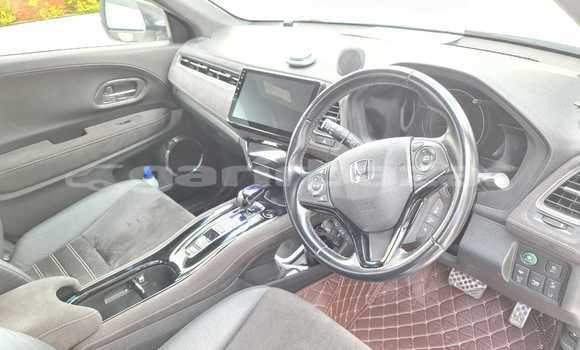 Buy Used 2016 Honda Vezel in Dhaka, Dhaka Buy Used 2016 Honda Vezel in Dhaka, Dhaka