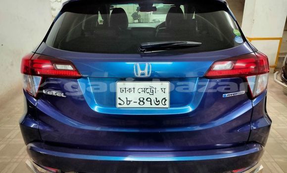 Buy Used Honda Vezel in Dhaka, Dhaka Buy Used Honda Vezel in Dhaka, Dhaka
