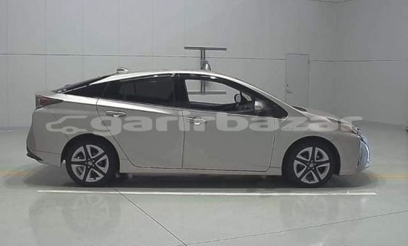 Buy Used Toyota Prius in Dhaka, Dhaka Buy Used Toyota Prius in Dhaka, Dhaka