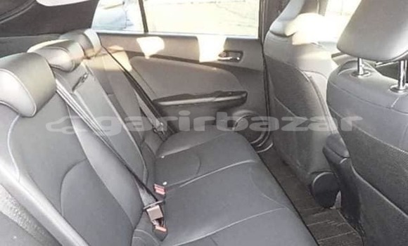 Buy Used Toyota Prius in Dhaka, Dhaka Buy Used Toyota Prius in Dhaka, Dhaka