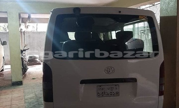 Buy Used Toyota Hiace in Dhaka, Dhaka Buy Used Toyota Hiace in Dhaka, Dhaka