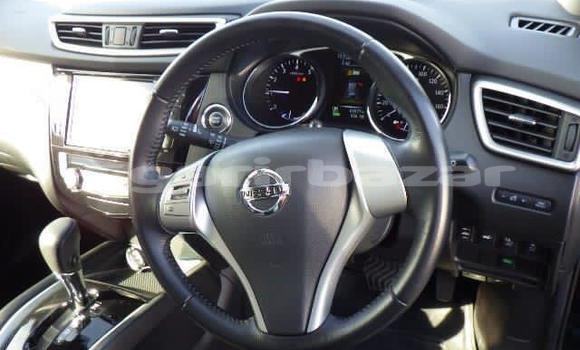 Buy Import 2016 Nissan X-Trail Mode Premier in Dhaka, Dhaka Buy Import 2016 Nissan X-Trail Mode Premier in Dhaka, Dhaka