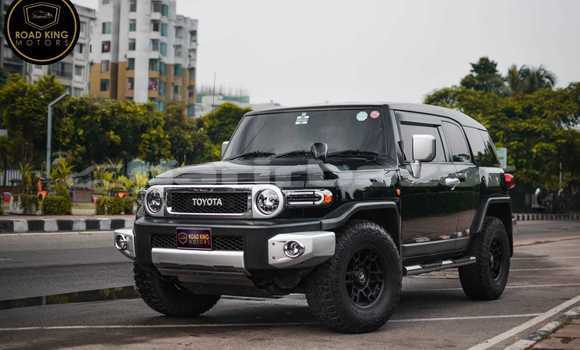 Buy Used 2015 Toyota FJ Cruiser in Dhaka, Dhaka Buy Used 2015 Toyota FJ Cruiser in Dhaka, Dhaka