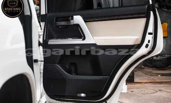 Buy Used Toyota Land Cruiser in Dhaka, Dhaka Buy Used Toyota Land Cruiser in Dhaka, Dhaka