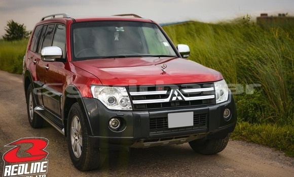 Buy Used Mitsubishi Pajero in Dhaka, Dhaka Buy Used Mitsubishi Pajero in Dhaka, Dhaka