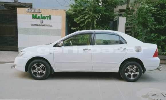 Buy Used 2014 Toyota Corolla in Dhaka, Dhaka Buy Used 2014 Toyota Corolla in Dhaka, Dhaka