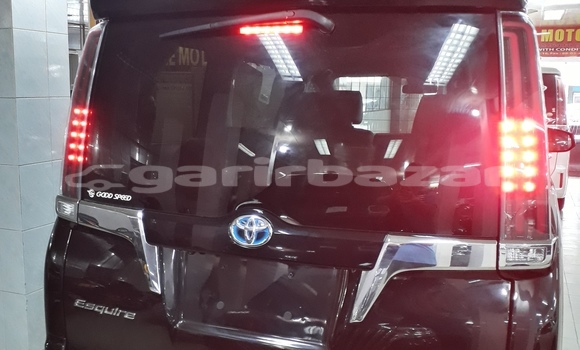 Buy Import 2017 Toyota Esquire in Dhaka, Dhaka Buy Import 2017 Toyota Esquire in Dhaka, Dhaka