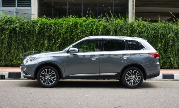কেনা ব্যবহৃত Mitsubishi Outlander Grey গাড়ী মধ্যে ঢাকা মধ্যে Dhaka কেনা ব্যবহৃত Mitsubishi Outlander Grey গাড়ী মধ্যে ঢাকা মধ্যে Dhaka