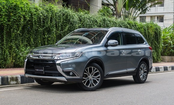 কেনা ব্যবহৃত Mitsubishi Outlander Grey গাড়ী মধ্যে ঢাকা মধ্যে Dhaka কেনা ব্যবহৃত Mitsubishi Outlander Grey গাড়ী মধ্যে ঢাকা মধ্যে Dhaka