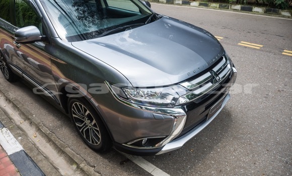 কেনা ব্যবহৃত Mitsubishi Outlander Grey গাড়ী মধ্যে ঢাকা মধ্যে Dhaka কেনা ব্যবহৃত Mitsubishi Outlander Grey গাড়ী মধ্যে ঢাকা মধ্যে Dhaka