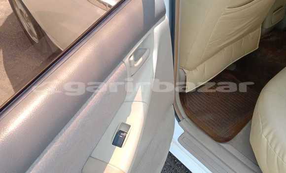 কিনুন ব্যবহৃত Toyota গাড়ী কিনুন ব্যবহৃত Toyota গাড়ী