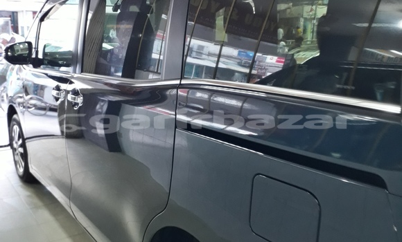 Buy Import 2017 Toyota Esquire in Dhaka, Dhaka Buy Import 2017 Toyota Esquire in Dhaka, Dhaka