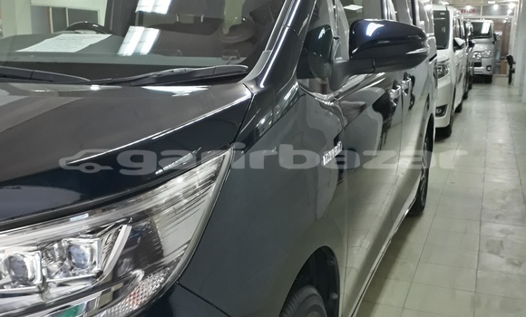 Buy Import 2017 Toyota Esquire in Dhaka, Dhaka Buy Import 2017 Toyota Esquire in Dhaka, Dhaka