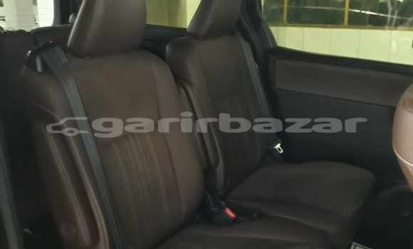 Buy Import 2017 Toyota Esquire in Dhaka, Dhaka Buy Import 2017 Toyota Esquire in Dhaka, Dhaka