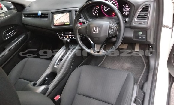 Buy Used 2016 Honda Vezel in Dhaka, Dhaka Buy Used 2016 Honda Vezel in Dhaka, Dhaka