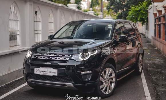 Buy Used 2016 Mercedes-Benz Discovery Sport in Dhaka, Dhaka Buy Used 2016 Mercedes-Benz Discovery Sport in Dhaka, Dhaka
