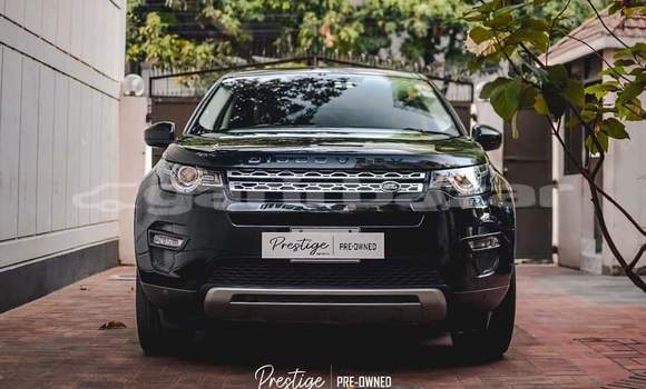 Buy Used 2016 Mercedes-Benz Discovery Sport in Dhaka, Dhaka Buy Used 2016 Mercedes-Benz Discovery Sport in Dhaka, Dhaka