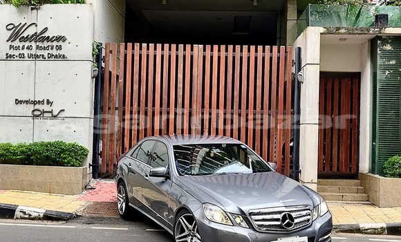 Buy Used 2010 Mercedes-Benz E–Class in Dhaka, Dhaka Buy Used 2010 Mercedes-Benz E–Class in Dhaka, Dhaka