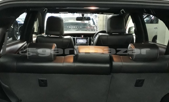 Buy Import 2016 Toyota Harrier in Dhaka, Dhaka Buy Import 2016 Toyota Harrier in Dhaka, Dhaka