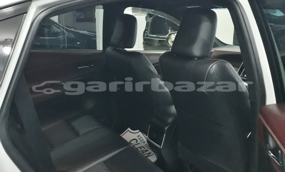 Buy Import 2016 Toyota Harrier in Dhaka, Dhaka Buy Import 2016 Toyota Harrier in Dhaka, Dhaka