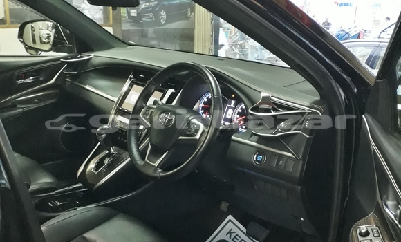 Buy Import 2016 Toyota Harrier in Dhaka, Dhaka Buy Import 2016 Toyota Harrier in Dhaka, Dhaka