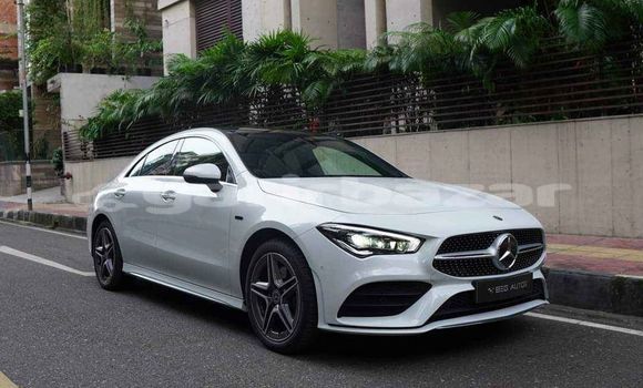 কেনা আমদানি Mercedes-Benz CLA White গাড়ী মধ্যে ঢাকা মধ্যে Dhaka কেনা আমদানি Mercedes-Benz CLA White গাড়ী মধ্যে ঢাকা মধ্যে Dhaka