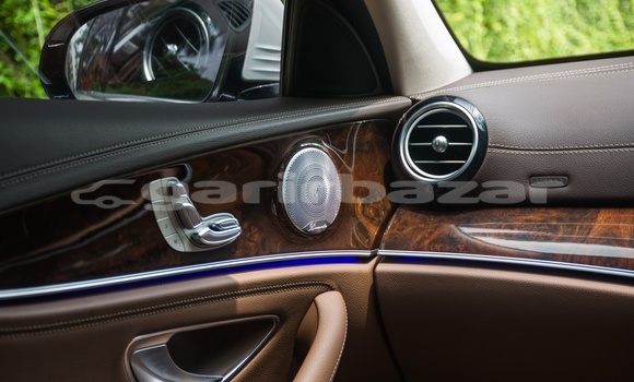 Buy Used 2016 Mercedes-Benz E200 in Dhaka, Dhaka Buy Used 2016 Mercedes-Benz E200 in Dhaka, Dhaka