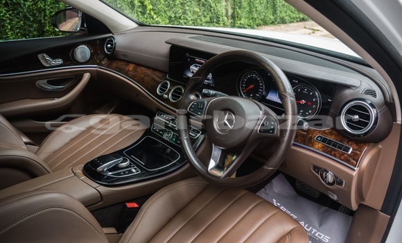 Buy Used 2016 Mercedes-Benz E200 in Dhaka, Dhaka Buy Used 2016 Mercedes-Benz E200 in Dhaka, Dhaka