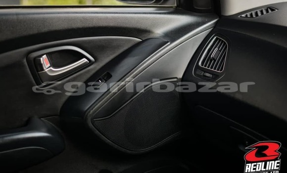 Buy Used 2010 Hyundai Tucson in Dhaka, Dhaka Buy Used 2010 Hyundai Tucson in Dhaka, Dhaka