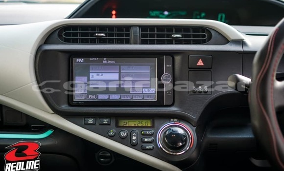 কেনা ব্যবহৃত Toyota Aqua Blue গাড়ী মধ্যে ঢাকা মধ্যে Dhaka কেনা ব্যবহৃত Toyota Aqua Blue গাড়ী মধ্যে ঢাকা মধ্যে Dhaka