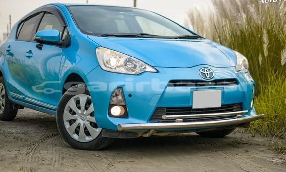 কেনা ব্যবহৃত Toyota Aqua Blue গাড়ী মধ্যে ঢাকা মধ্যে Dhaka কেনা ব্যবহৃত Toyota Aqua Blue গাড়ী মধ্যে ঢাকা মধ্যে Dhaka