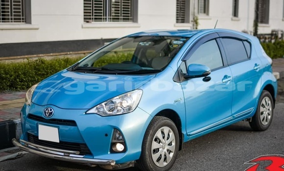 কেনা ব্যবহৃত Toyota Aqua Blue গাড়ী মধ্যে ঢাকা মধ্যে Dhaka কেনা ব্যবহৃত Toyota Aqua Blue গাড়ী মধ্যে ঢাকা মধ্যে Dhaka