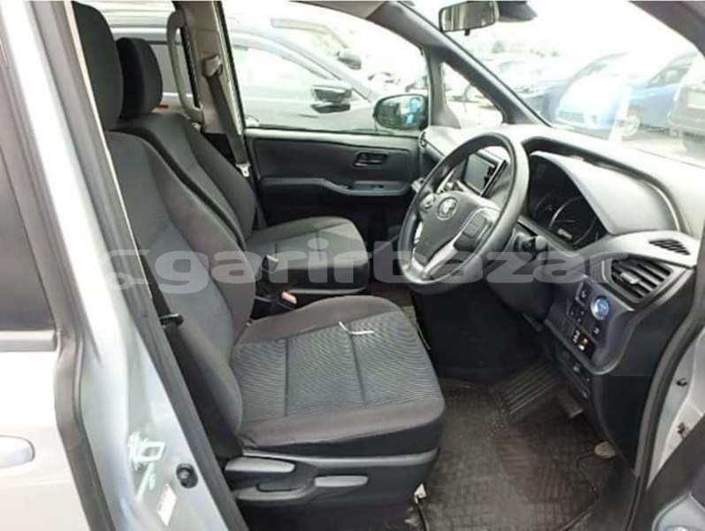 Big with watermark toyota noah dhaka dhaka 3166