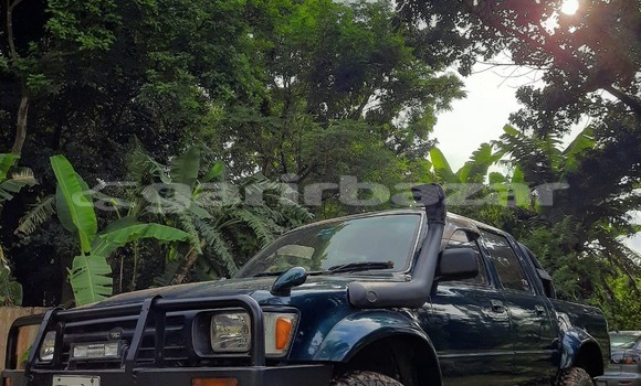Buy Used 1993 Toyota Hilux in Dhaka, Dhaka Buy Used 1993 Toyota Hilux in Dhaka, Dhaka
