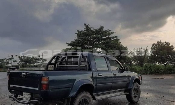 Buy Used 1993 Toyota Hilux in Dhaka, Dhaka Buy Used 1993 Toyota Hilux in Dhaka, Dhaka