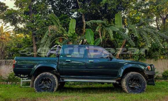 Buy Used 1993 Toyota Hilux in Dhaka, Dhaka Buy Used 1993 Toyota Hilux in Dhaka, Dhaka