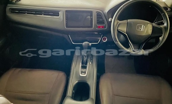 Buy Used 2014 Honda Vezel in Dhaka, Dhaka Buy Used 2014 Honda Vezel in Dhaka, Dhaka