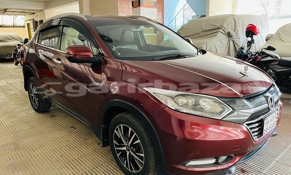 Buy Used 2014 Honda Vezel in Dhaka, Dhaka Buy Used 2014 Honda Vezel in Dhaka, Dhaka