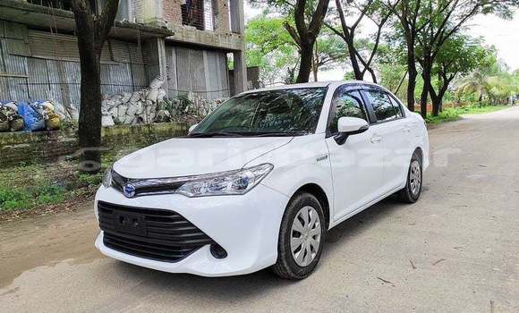 Buy Import 2016 Toyota Axio in Dhaka, Dhaka Buy Import 2016 Toyota Axio in Dhaka, Dhaka