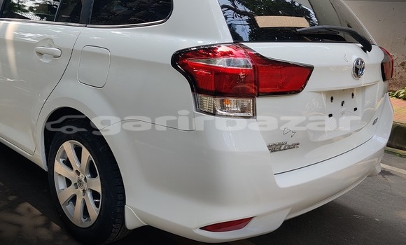 কেনা আমদানি Toyota Fielder White গাড়ী মধ্যে ঢাকা মধ্যে Dhaka কেনা আমদানি Toyota Fielder White গাড়ী মধ্যে ঢাকা মধ্যে Dhaka