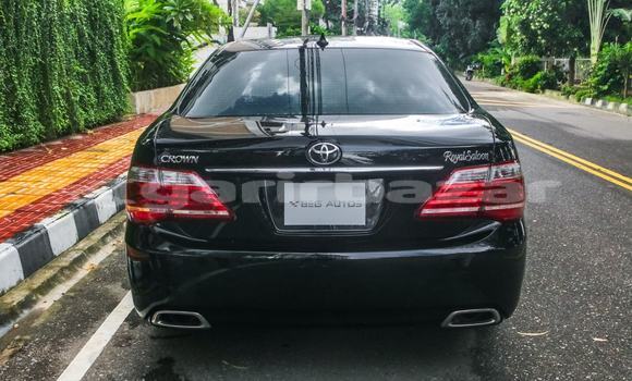 কেনা আমদানি Toyota Crown Black গাড়ী মধ্যে ঢাকা মধ্যে Dhaka কেনা আমদানি Toyota Crown Black গাড়ী মধ্যে ঢাকা মধ্যে Dhaka