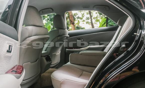 কেনা আমদানি Toyota Crown Black গাড়ী মধ্যে ঢাকা মধ্যে Dhaka কেনা আমদানি Toyota Crown Black গাড়ী মধ্যে ঢাকা মধ্যে Dhaka