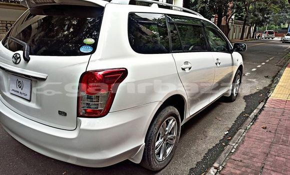 কেনা ব্যবহৃত Toyota Axio White গাড়ী মধ্যে ঢাকা মধ্যে Dhaka কেনা ব্যবহৃত Toyota Axio White গাড়ী মধ্যে ঢাকা মধ্যে Dhaka