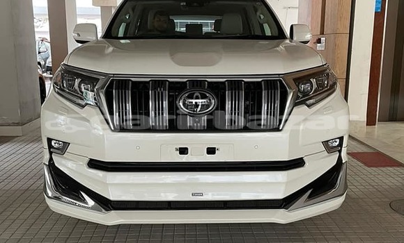 কেনা আমদানি Toyota Prado White গাড়ী মধ্যে ঢাকা মধ্যে Dhaka কেনা আমদানি Toyota Prado White গাড়ী মধ্যে ঢাকা মধ্যে Dhaka