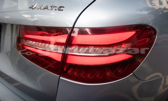 কেনা ব্যবহৃত Mercedes-Benz GLC Silver গাড়ী মধ্যে ঢাকা মধ্যে Dhaka কেনা ব্যবহৃত Mercedes-Benz GLC Silver গাড়ী মধ্যে ঢাকা মধ্যে Dhaka