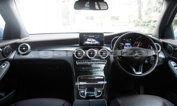 কেনা ব্যবহৃত Mercedes-Benz GLC Silver গাড়ী মধ্যে ঢাকা মধ্যে Dhaka কেনা ব্যবহৃত Mercedes-Benz GLC Silver গাড়ী মধ্যে ঢাকা মধ্যে Dhaka