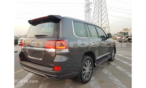 Buy Import 2009 Toyota Land Cruiser in Import - Dubai, Bandarban Buy Import 2009 Toyota Land Cruiser in Import - Dubai, Bandarban