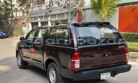 Buy Used 2007 Toyota Hilux in Dhaka, Dhaka Buy Used 2007 Toyota Hilux in Dhaka, Dhaka