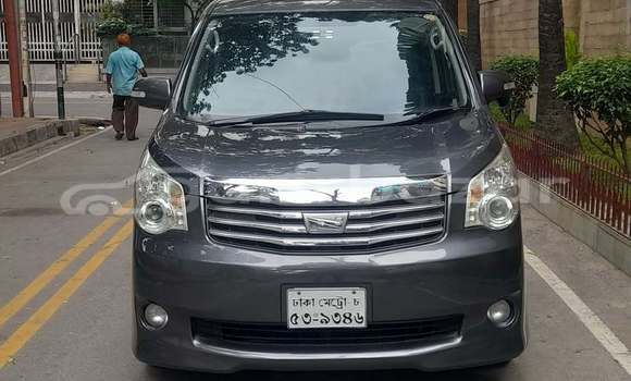Buy Used 2011 Toyota noah x in Dhaka, Dhaka Buy Used 2011 Toyota noah x in Dhaka, Dhaka