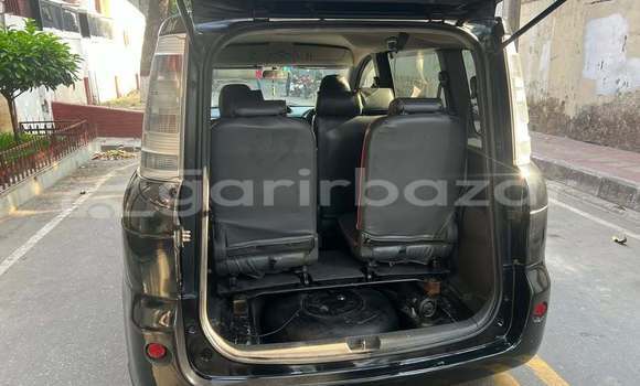 Buy Used 2013 Toyota sienta in Dhaka, Dhaka Buy Used 2013 Toyota sienta in Dhaka, Dhaka